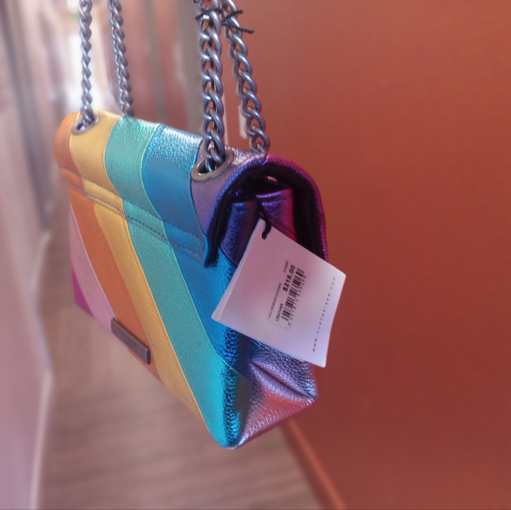 Multi colored purse - Picture 3 of 3